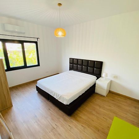 Papadavid Apartments 파포스 외부 사진