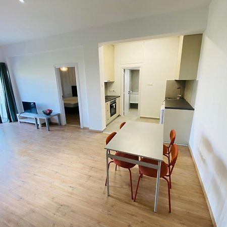 Papadavid Apartments 파포스 외부 사진